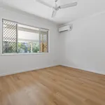 Rent 2 bedroom apartment in Surfers Paradise