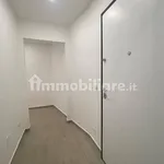 Affitto 3 camera appartamento di 110 m² in Catania