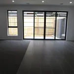 Rent 3 bedroom apartment in Clayton South