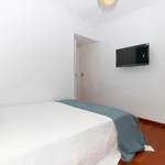 Rent a room of 75 m² in Alcalá de Henares