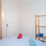 Rent 2 bedroom apartment of 70 m² in lisbon