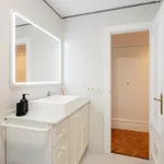 Rent 5 bedroom apartment in Valencia