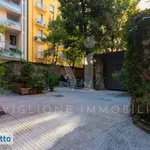 Rent 3 bedroom apartment of 95 m² in Milan