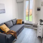 Rent 1 bedroom apartment of 35 m² in Barcelona