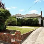 Rent 4 bedroom house in Oakleigh East