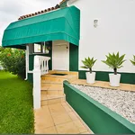 Rent 2 bedroom house of 350 m² in Marbella