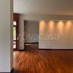 Rent 5 bedroom apartment of 220 m² in Torino