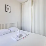 Appartement de 390 m² avec 1 chambre(s) en location à Marseille