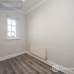 Rent 2 bedroom flat in Edinburgh