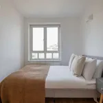 Rent 2 bedroom apartment in london