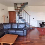 Rent 3 bedroom apartment of 90 m² in Casnate con Bernate