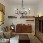 Affitto 5 camera appartamento di 140 m² in Palermo