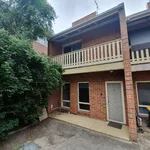 Rent 2 bedroom apartment in Brunswick West