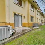 Rent 2 bedroom apartment of 93 m² in Broward County