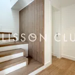 Alquilo 4 dormitorio casa de 263 m² en Madrid