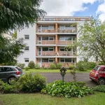 Rent 3 bedroom flat in South West England