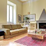 Rent 5 bedroom apartment of 321 m² in Roma