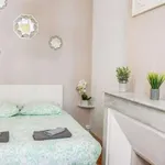 Rent 3 bedroom apartment of 49 m² in Marseille