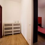 Rent a room of 166 m² in Milan