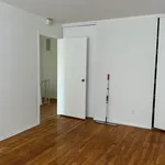 Rent 3 bedroom apartment of 167 m² in Staten Island