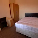 Rent 5 bedroom house in Leicester