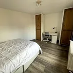 Appartement de 12 m² avec 1 chambre(s) en location à Poitiers