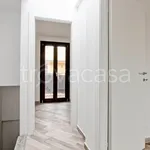 Affitto 5 camera appartamento di 131 m² in Roma