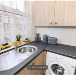 Rent 2 bedroom apartment in Kirklees