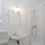 Rent 5 bedroom apartment in Barcelona