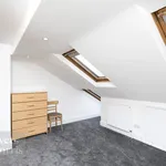 Rent 3 bedroom flat in London