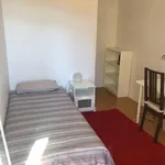 Rent 10 bedroom apartment in Lisbon