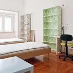 Rent a room in lisbon