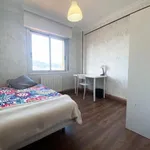 Rent 4 bedroom apartment in Bilbao