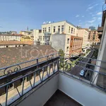 Rent 4 bedroom apartment of 122 m² in Milano