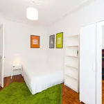 Rent a room of 71 m² in Paris