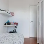 Rent a room in lisbon