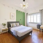 Rent a room in lisbon