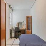 Rent a room of 110 m² in valencia