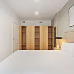 Rent 2 bedroom apartment of 70 m² in barcelona