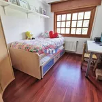 Alquilo 3 dormitorio casa de 218 m² en A Esfarrapada