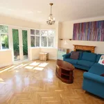 Rent 3 bedroom house in Woking