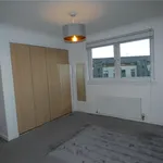 Rent 2 bedroom apartment in Johnstone