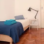 Rent 3 bedroom apartment in Lisbon