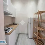 Affitto 3 camera appartamento di 36 m² in Palermo