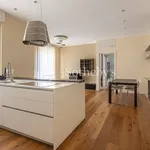 Rent 4 bedroom apartment of 65 m² in Milano