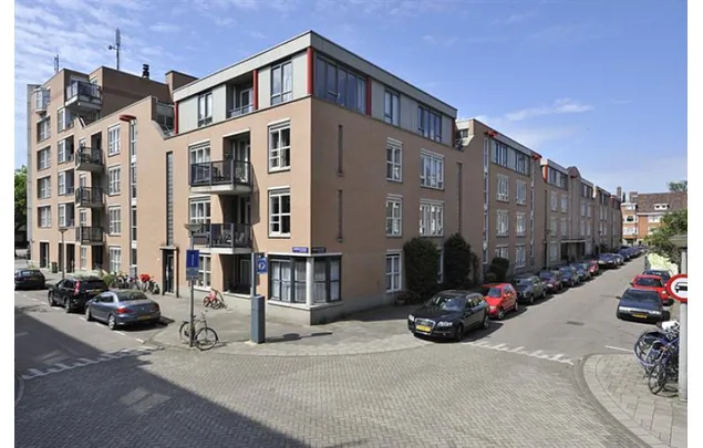 Huur 2 slaapkamer appartement van 93 m² in Amsterdam