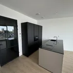 Huur 3 slaapkamer appartement van 98 m² in Rotterdam