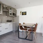 Rent 1 bedroom apartment of 450 m² in Marseille