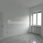 Affitto 3 camera appartamento di 85 m² in Pavia