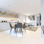 Rent 4 bedroom apartment of 660 m² in London